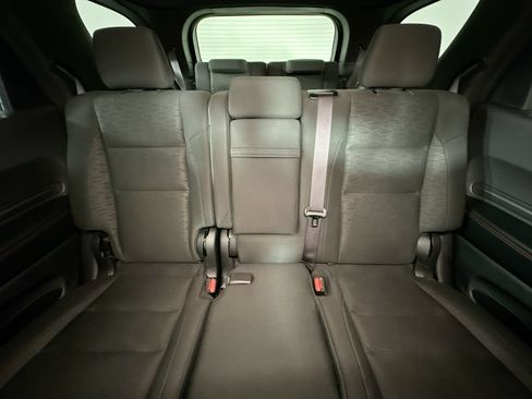 Used 2025 Dodge Durango GT RWD image 13