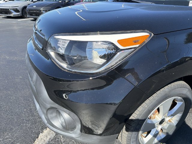 Used 2017 Kia Soul FWD image 40