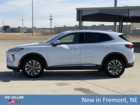 New 2026 Buick Envision Preferred image 8