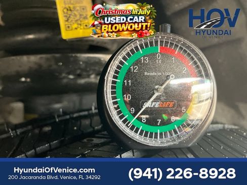 Used 2023 Chevrolet Bolt EUV Premier w/ Sun & Sound Package FWD image 33