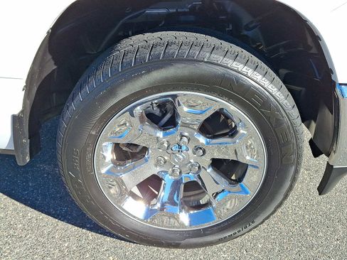 Certified 2022 RAM 1500 Big Horn image 8