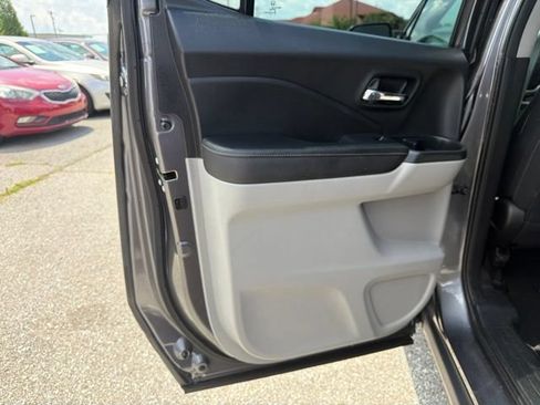Used 2017 Honda Ridgeline RT image 19