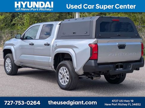 Used 2025 Toyota Tacoma SR RWD image 3