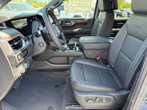 New 2026 GMC Yukon XL Denali w/ Denali Reserve Package AWD/4WD image 34
