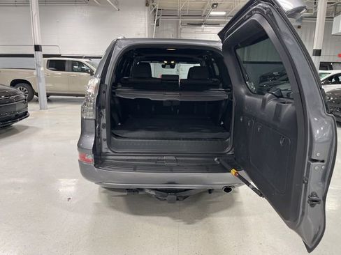 Used 2023 Lexus GX 460 Premium w/ Premium Plus Package image 19