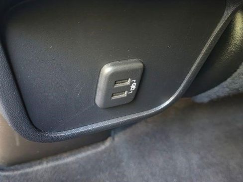 Certified 2023 Chevrolet Equinox RS w/ LPO, Cargo Package FWD image 17