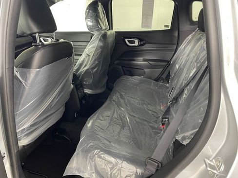 New 2026 Jeep Compass Latitude AWD/4WD image 4