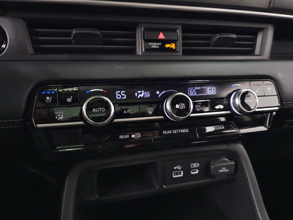 Used 2025 Honda Pilot Elite image 31