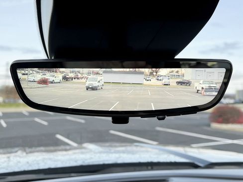 Used 2025 GMC Sierra 3500 Denali Ultimate image 9