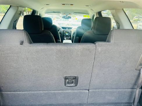 Used 2016 Chevrolet Traverse LT AWD/4WD image 10