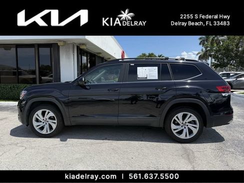 Used 2021 Volkswagen Atlas SE w/ Panoramic Sunroof Package FWD image 5