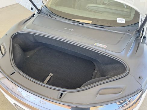 Used 2024 Lucid Air Touring AWD/4WD image 38
