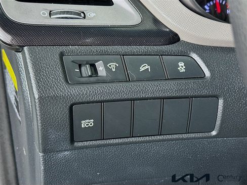 Used 2016 Hyundai Santa Fe SE image 10