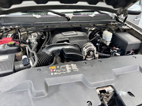Used 2013 Chevrolet Silverado 1500 LT AWD/4WD image 41
