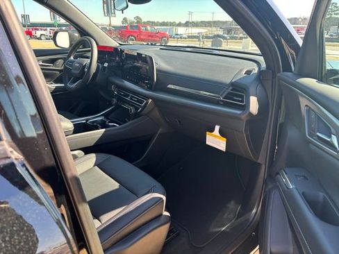 New 2026 Chevrolet Traverse LT w/ Sun and Wheel Package image 15