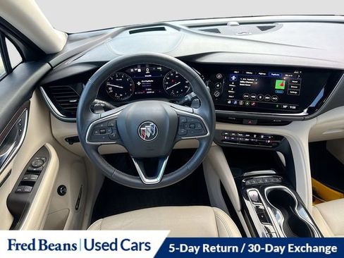 Used 2022 Buick Envision Avenir w/ Technology Package II image 26