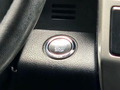 Used 2019 Ford F150 Lariat AWD/4WD image 14