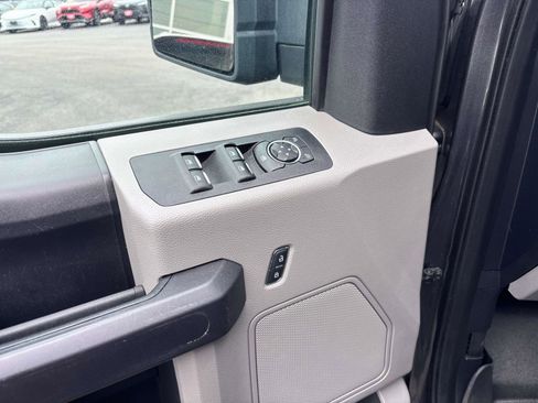 Used 2020 Ford F150 XL w/ Equipment Group 101A Mid image 12