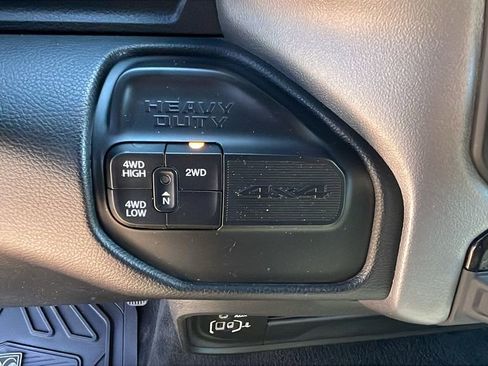 Used 2023 RAM 2500 Big Horn w/ Level 1 Equipment Group AWD/4WD image 23