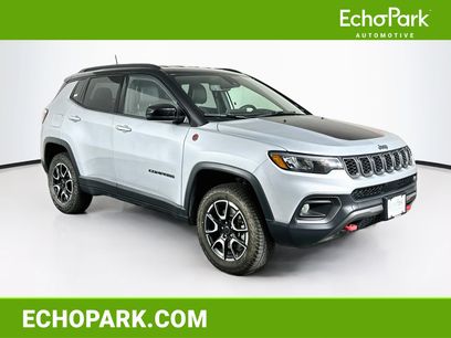 Used 2025 Jeep Compass Trailhawk
