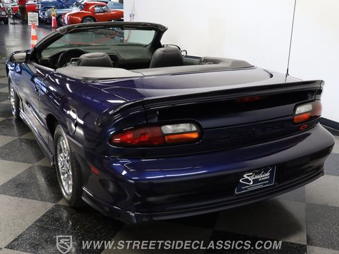 Used 2002 Chevrolet Camaro Z28 w/ Sport Appearance Pkg RWD image 8