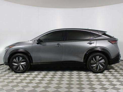 Used 2024 Nissan Ariya FWD image 35