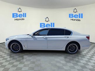 Used 2018 BMW 740e xDrive w/ Driver Assistance Package video 2