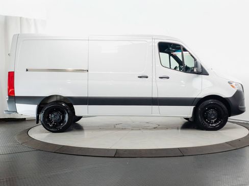 Used 2026 Mercedes-Benz Sprinter 2500 image 26