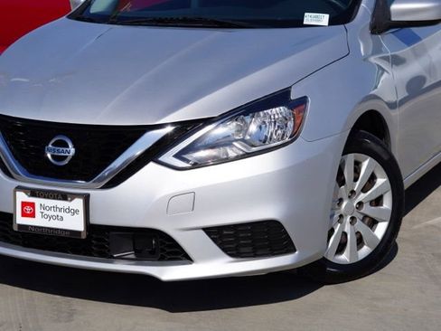 Used 2019 Nissan Sentra S FWD image 5
