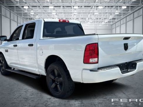 Used 2018 RAM 1500 Express w/ Express Value Package RWD image 3