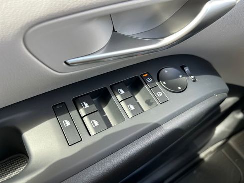 New 2025 Hyundai Tucson SEL image 10