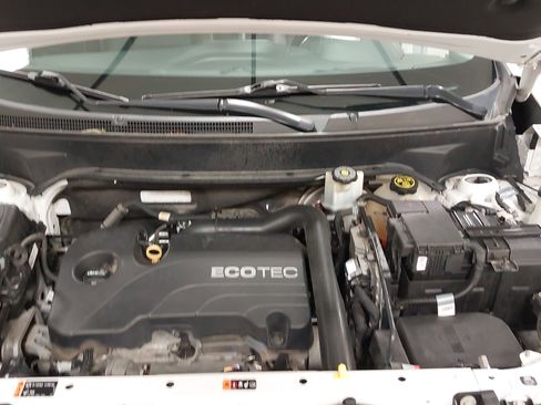 Used 2018 Chevrolet Equinox Premier image 30