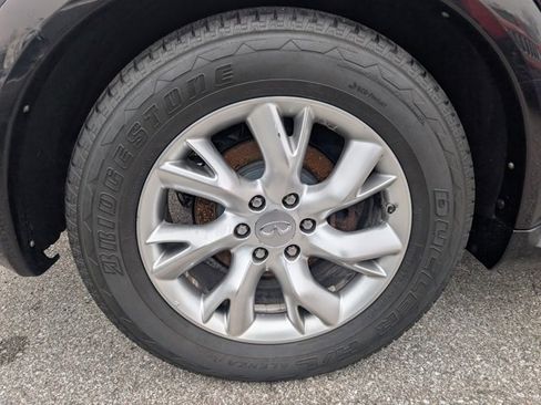 Used 2013 INFINITI QX56 4WD image 28