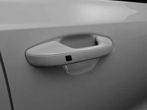 Used 2022 Kia Sorento EX w/ Panoramic Sunroof Package FWD image 43