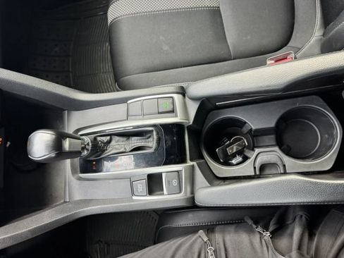 Used 2019 Honda Civic Sport image 16