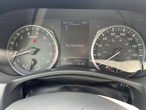 Used 2022 INFINITI Q60 3.0t Luxe w/ Essential Package image 17