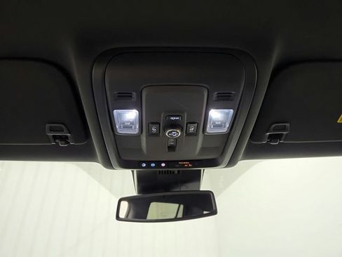 Used 2025 Chevrolet Tahoe Premier RWD image 28