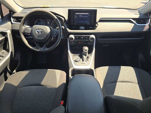 Used 2022 Toyota RAV4 XLE image 20
