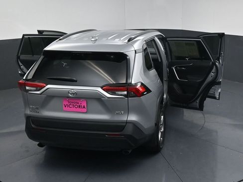 Used 2023 Toyota RAV4 XLE image 21