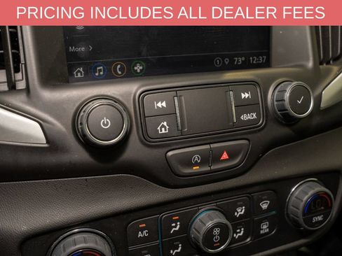 Used 2023 GMC Terrain SLT AWD/4WD image 15