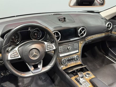 Used 2017 Mercedes-Benz SL 450 image 17