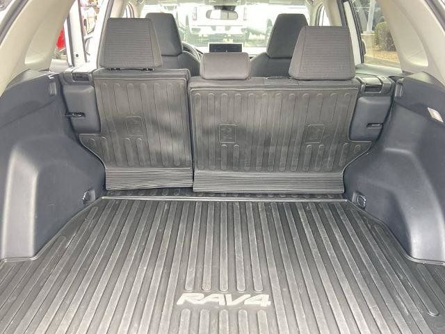 Used 2024 Toyota RAV4 LE AWD/4WD image 20