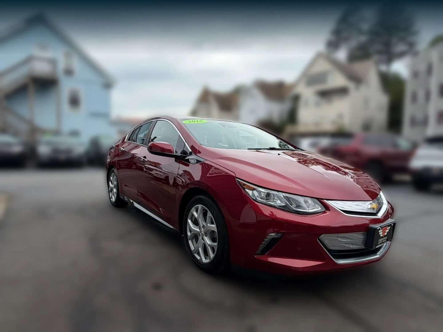 Used 2018 Chevrolet Volt Premier w/ Driver Confidence Package FWD image 2