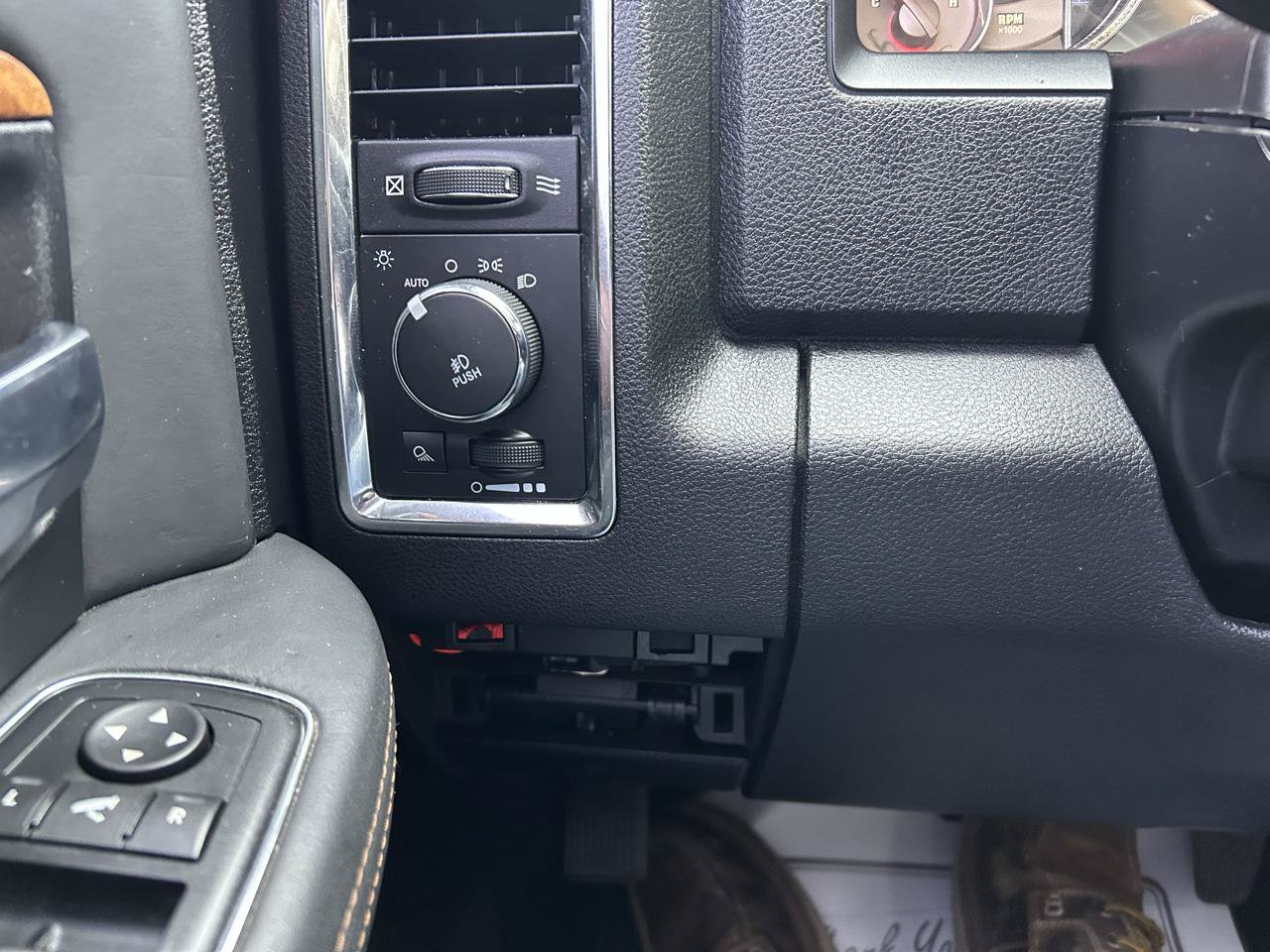 Used 2016 RAM 1500 Laramie Longhorn w/ Convenience Group AWD/4WD image 29