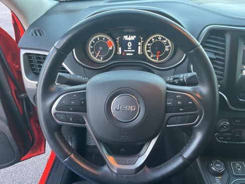 Used 2021 Jeep Cherokee Latitude Lux image 17