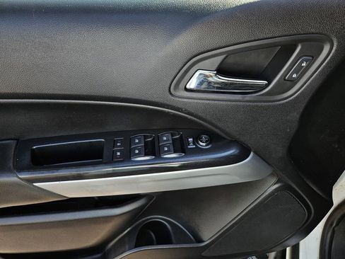 Used 2020 Chevrolet Colorado ZR2 image 14