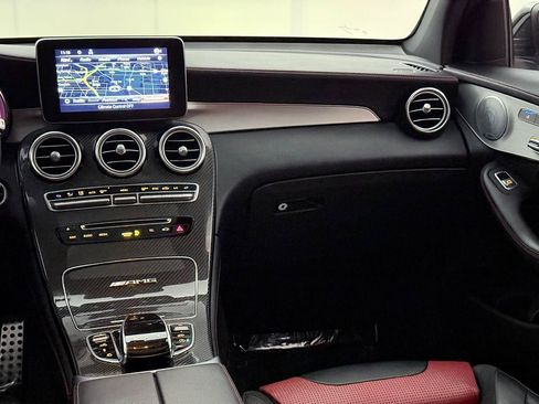Used 2019 Mercedes-Benz GLC 63 AMG 4MATIC image 31