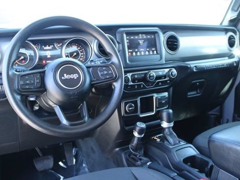 Used 2022 Jeep Wrangler Unlimited Sport AWD/4WD image 13