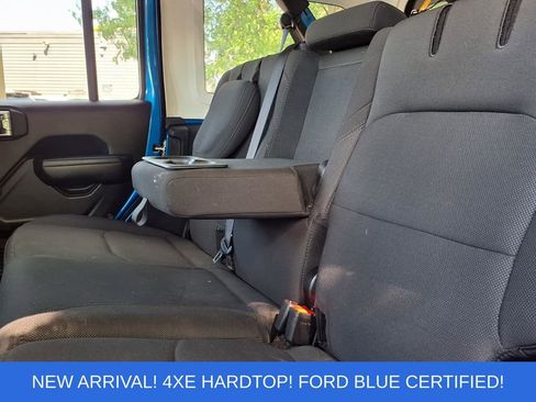 Used 2023 Jeep Wrangler Unlimited AWD/4WD image 6