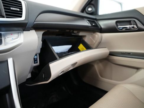 Used 2015 Honda Accord EX-L image 50